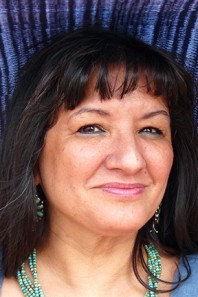 Author Sandra Cisneros