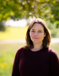 Headshot of author Alexandra Oliva by Mae Lans Photography